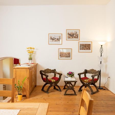 Ferienwohnung Zum Kapuziner Poysdorf Luaran gambar