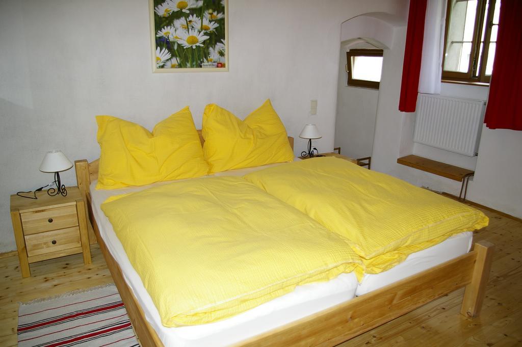 Ferienwohnung Zum Kapuziner Poysdorf Bilik gambar